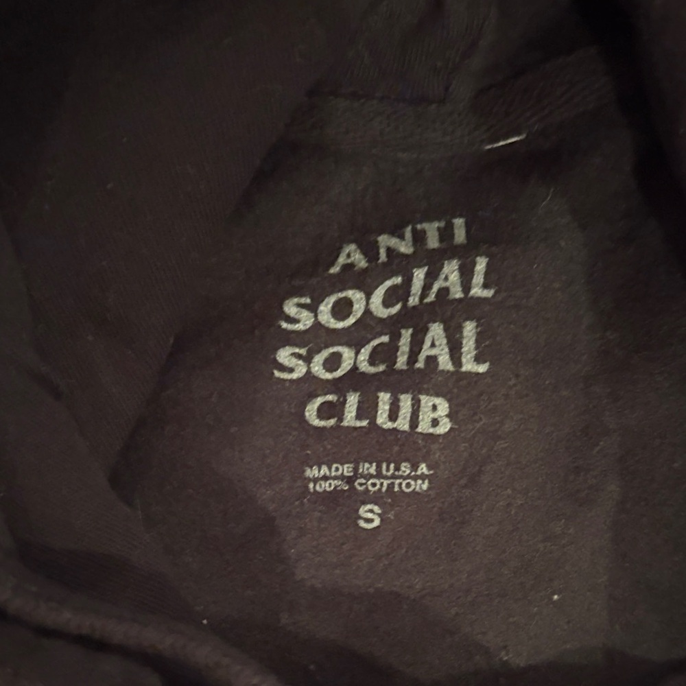 Antisocial social club - Picture 4 of 4
